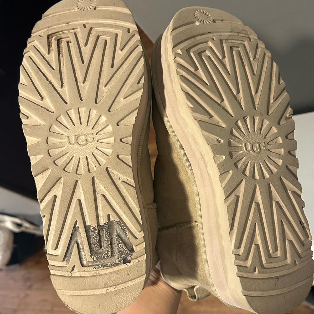 Uggs Mini Platform - image 5